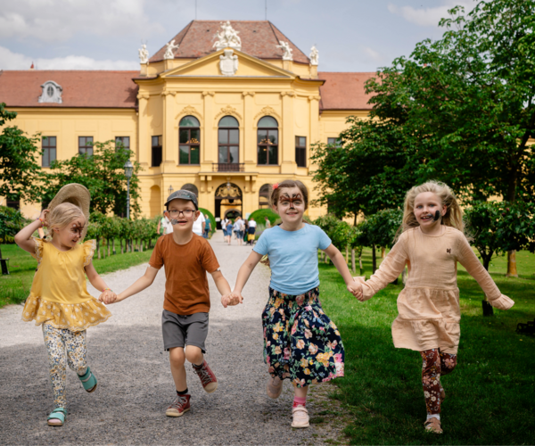 Sommerfest "Zartgrüne Sommerlaune in Eckartsau" Sommerfest "Zartgrüne Sommerlaune in Eckartsau"