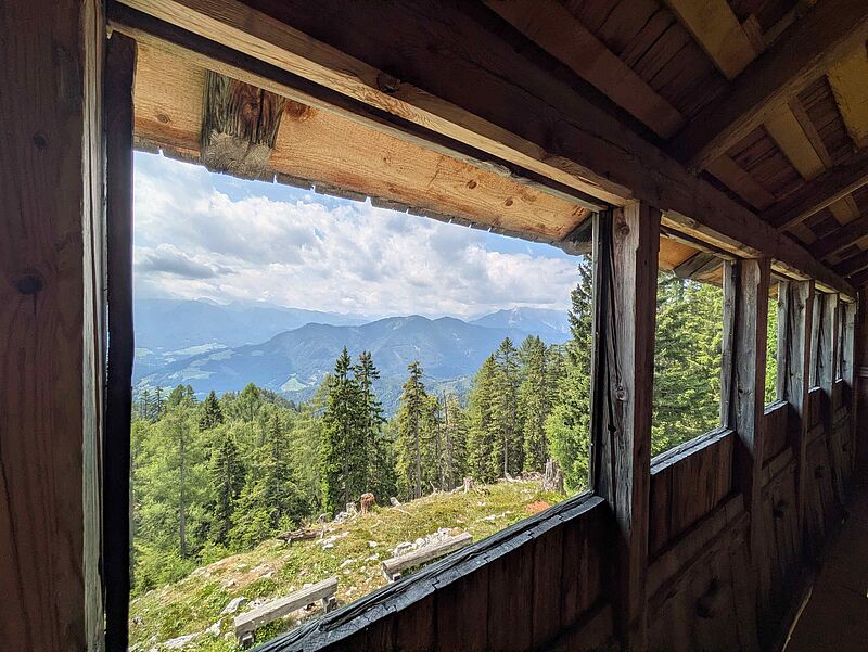 Historische Bärenriedlau Hütte (c) oebf