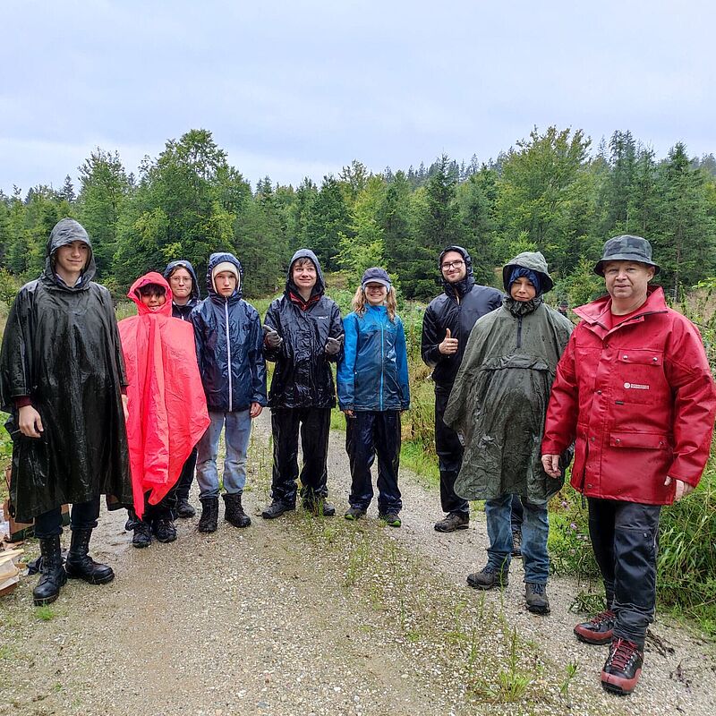 Pfadfinder*innen bei der Waldführung (c) ÖBf