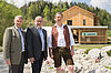 v.l.n.r.: ÖBf-Vorstand Georg Schöppl, Bgm. St. Gilgen Otto Kloiber, ÖBf-Betriebsleiter Erwin Stampfer (c) ÖBf/W. Lienbacher