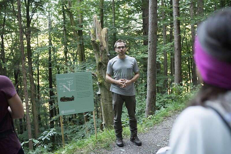 Förster Stefan Merkinger gab Einblicke in die nachhaltige Waldbewirtschaftung (c) ÖBf/W. Lienbacher