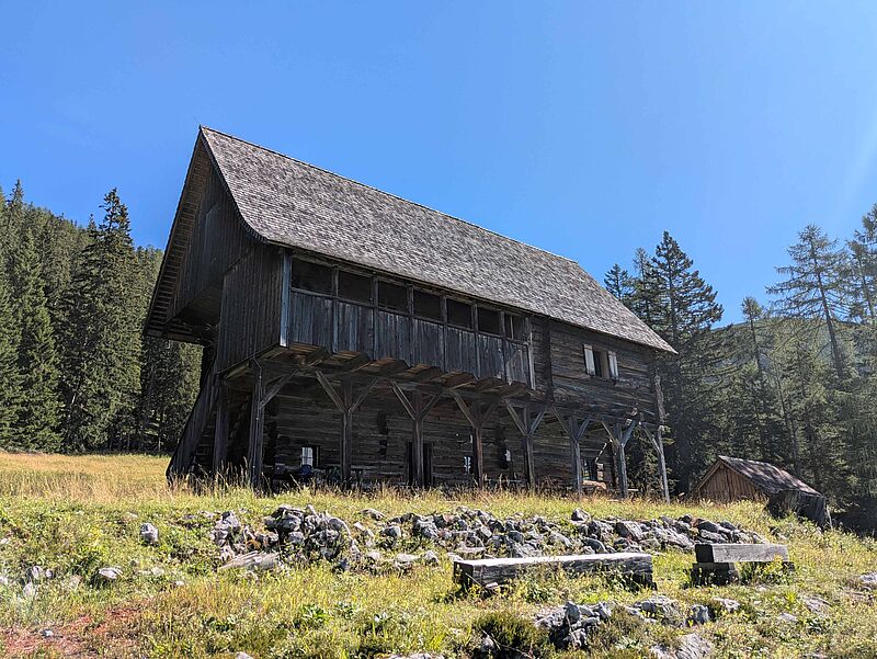 Historische Bärenriedlau Hütte (c) oebf