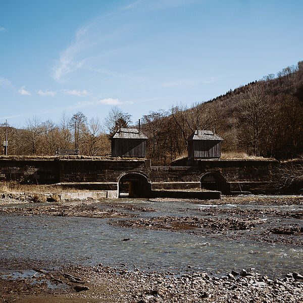 Projektstart in Klausen-Leopoldsdorf: Bundesforste werten historische Holztriftanlagen auf