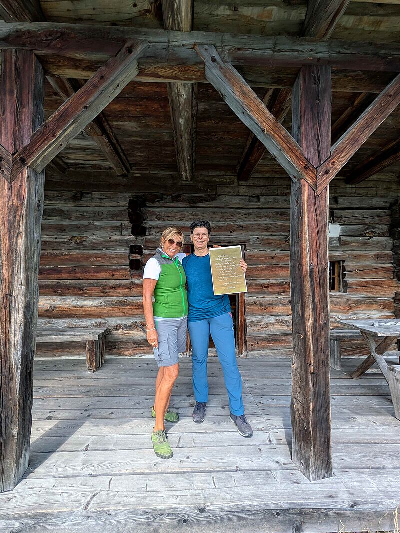 Rangerin Elisabeth Humer und Künstlerin Andrea Henriette Felber (c) oebf