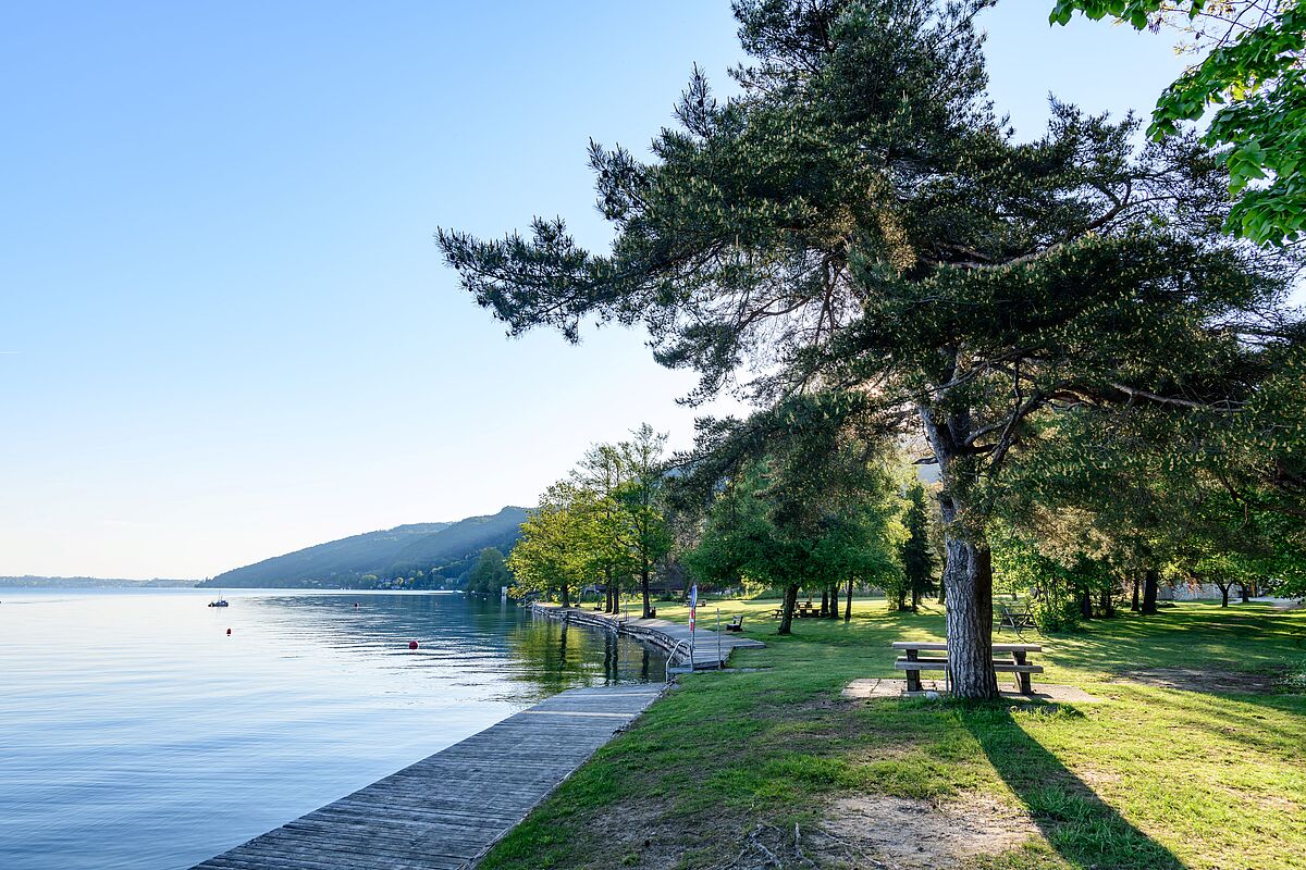 Badeplatz Huthausaufsatz in Weyregg (c) ÖBf-Archiv/W. Simlinger Badeplatz Huthausaufsatz in Weyregg (c) ÖBf-Archiv/W. Simlinger